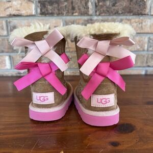 UGG Toddler Bailey Bow II - Chestnut/Pink - 1017394T Size 6